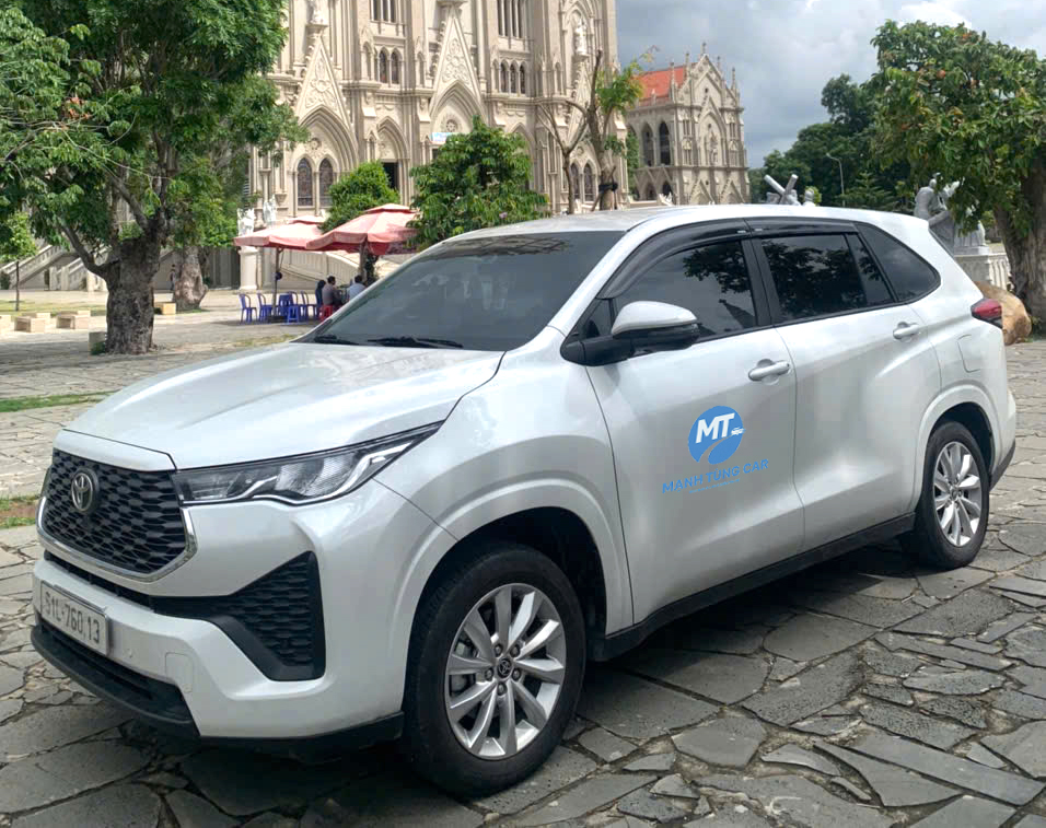 Xe đưa đón bệnh viện